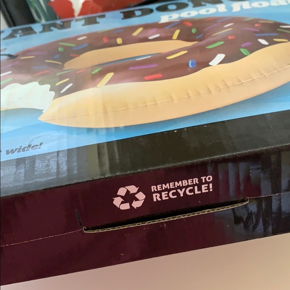 Donut Float - Picture 5 of 5